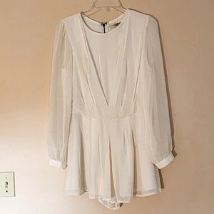 Forever 21 White Cream Chiffon Romper Size Medium